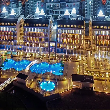 Diamond De Luxe And Hotel Colakli
